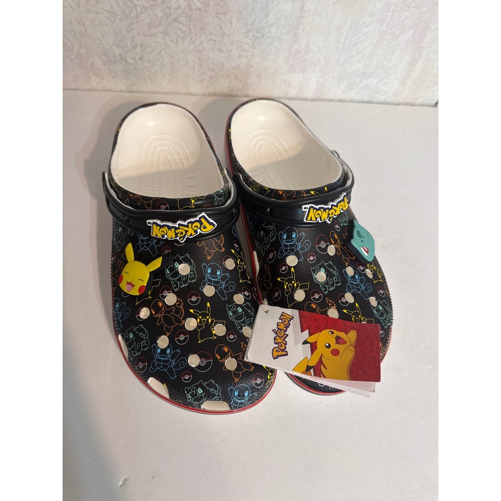 Crocs Pokemon Classic Clogs Black Pikachu Squirtle Charmander Mens 11 NEW